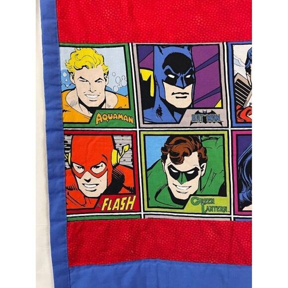 DC Superheroes Comics Cloth Wall Hanging Quilted Nursery Kid's room 29" x 25" - Picture 2 of 6